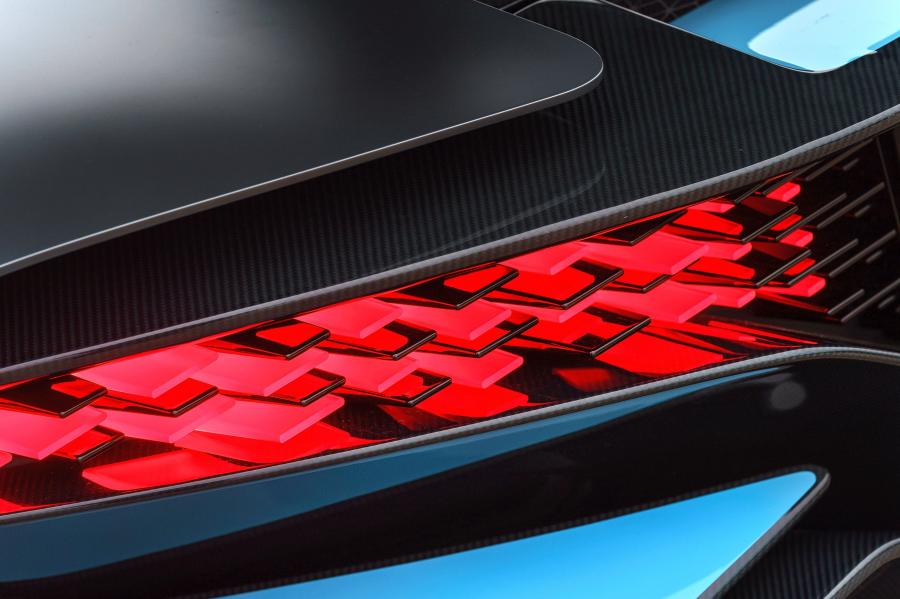 Детали экстерьера Bugatti Divo 2018 года  (фото 28 из 46)